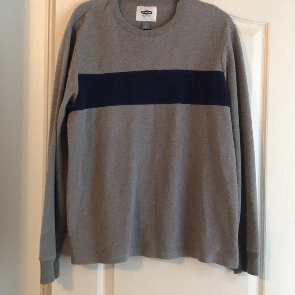 Old Navy -Crew Neck pullover- Gray